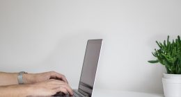 ochrona przed cyberprzestrzenia