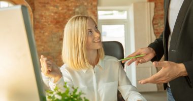 Smiling women with blondie hair